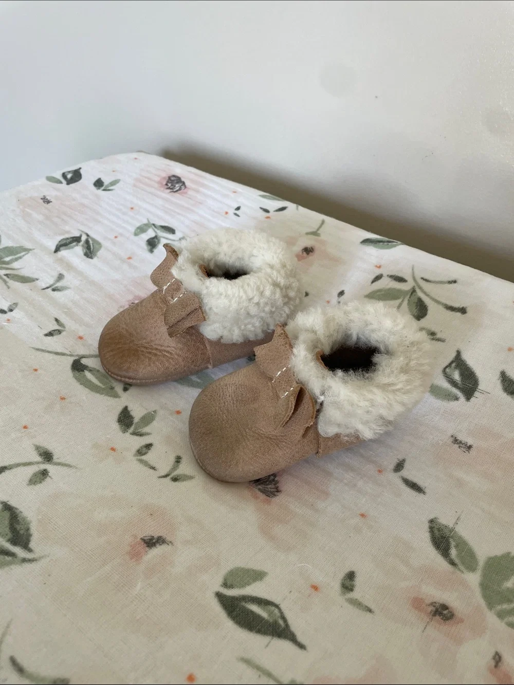 Freshly Picked Tan Bow Moccasin Booties with Cream Fur Scalloped Trim